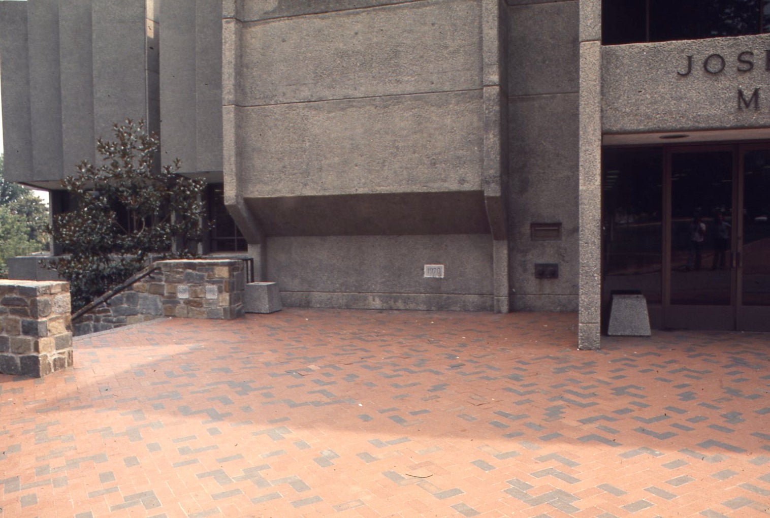 Eight Things You May (or May Not) Know about Lauinger Library